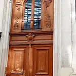 Apartment In Montmartre
